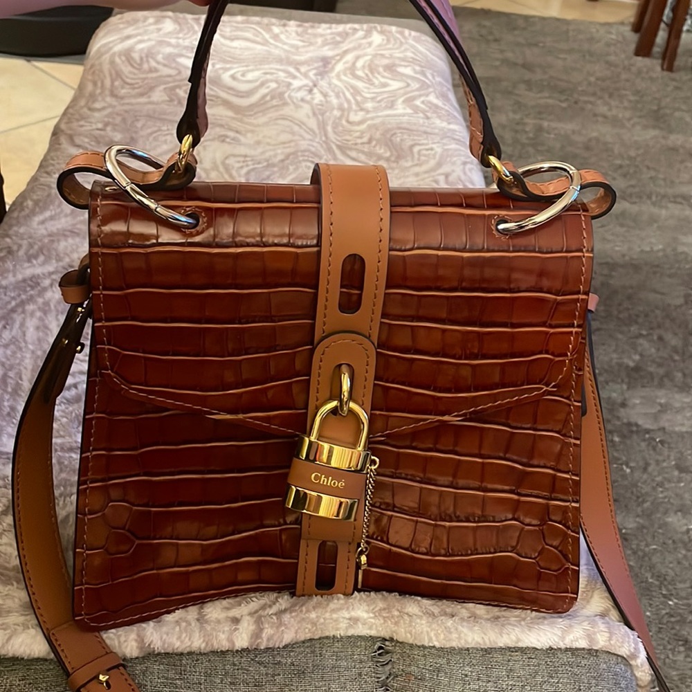 Like bread new! No visible scratches